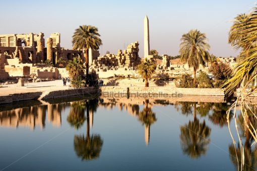 heiliger Tempelsee von Karnak - Bildtankstelle.de