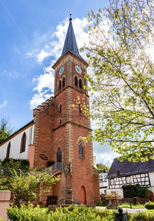 Apostel Kirche in Einöd, Saarland - Bildtankstelle.de - Bilddatenbank für Foto-Motive aus SAAR-LOR-LUX