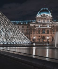 Louvre bei Nacht - Bildtankstelle.de